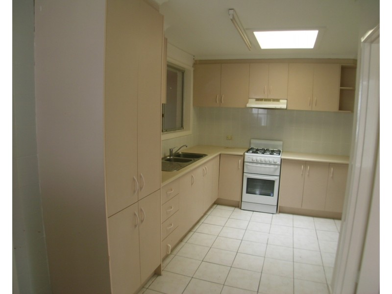 15 Corinella Crescent, Dallas VIC 3047