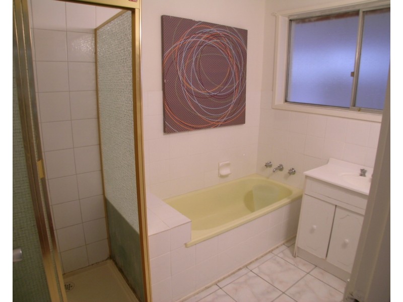 15 Corinella Crescent, Dallas VIC 3047