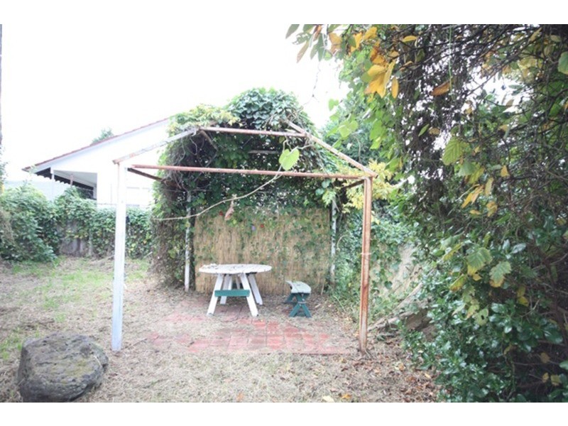 4 Nyah  Court, Dallas VIC 3047