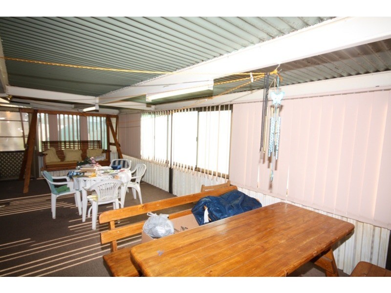 12 Bendoc Court, Meadow Heights VIC 3048