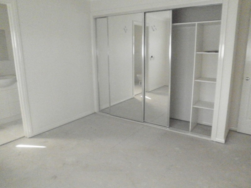 2/21-23 Everard Street, Glenroy VIC 3046