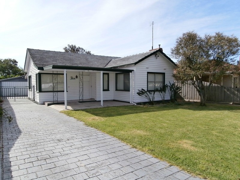 76 Paget  Avenue, Glenroy VIC 3046