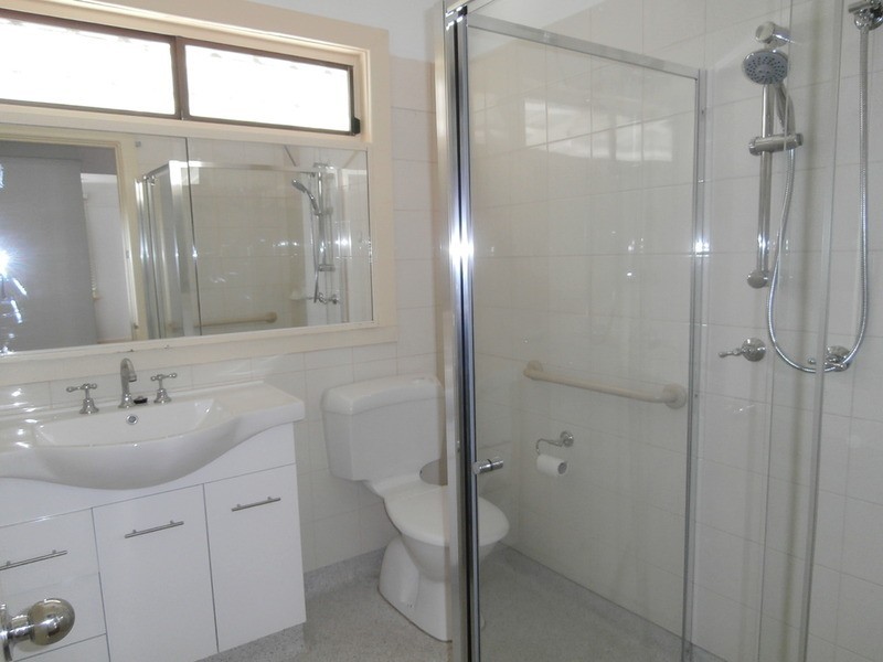 76 Paget Avenue, Glenroy VIC 3046
