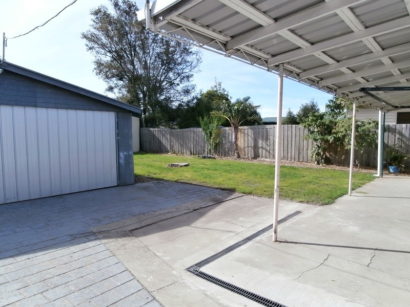 76 Paget Avenue, Glenroy VIC 3046