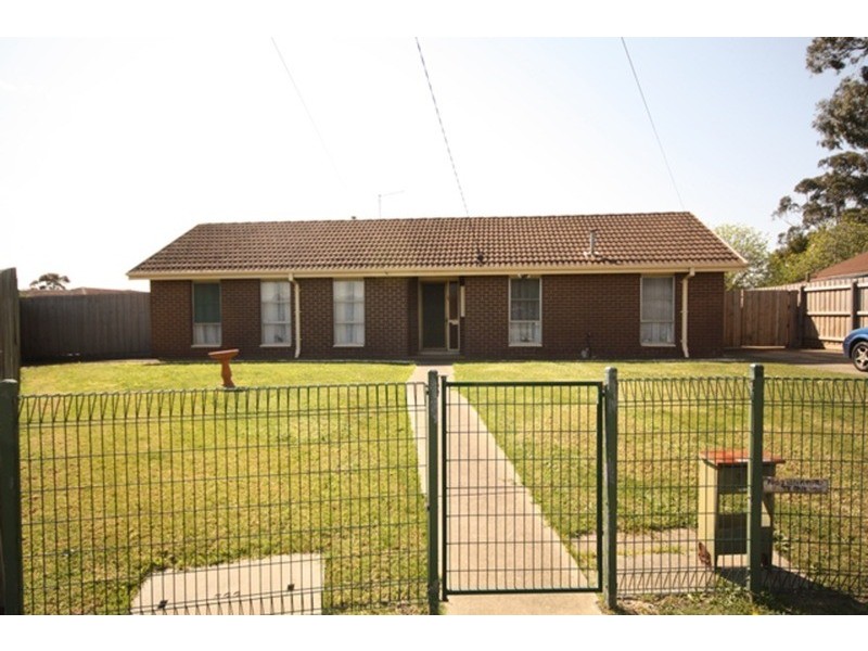 12 Bendoc Court, Meadow Heights VIC 3048