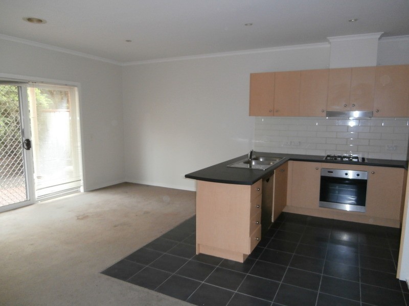39 Balerno  Circle, Gowanbrae VIC 3043