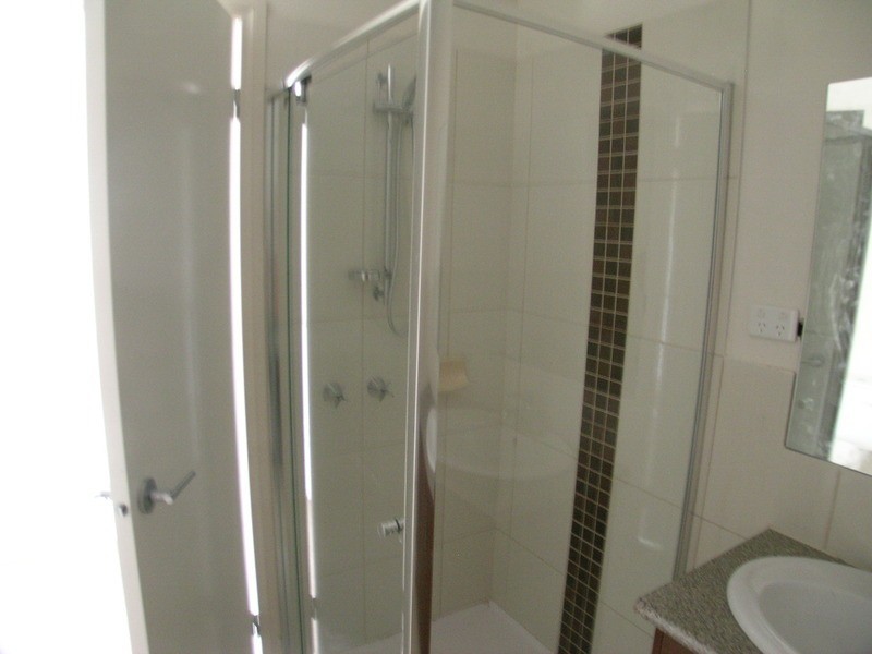 3/2-4 McKerchar  Street, Glenroy VIC 3046