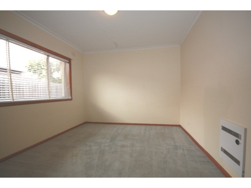 4/147 South  Street, Hadfield VIC 3046