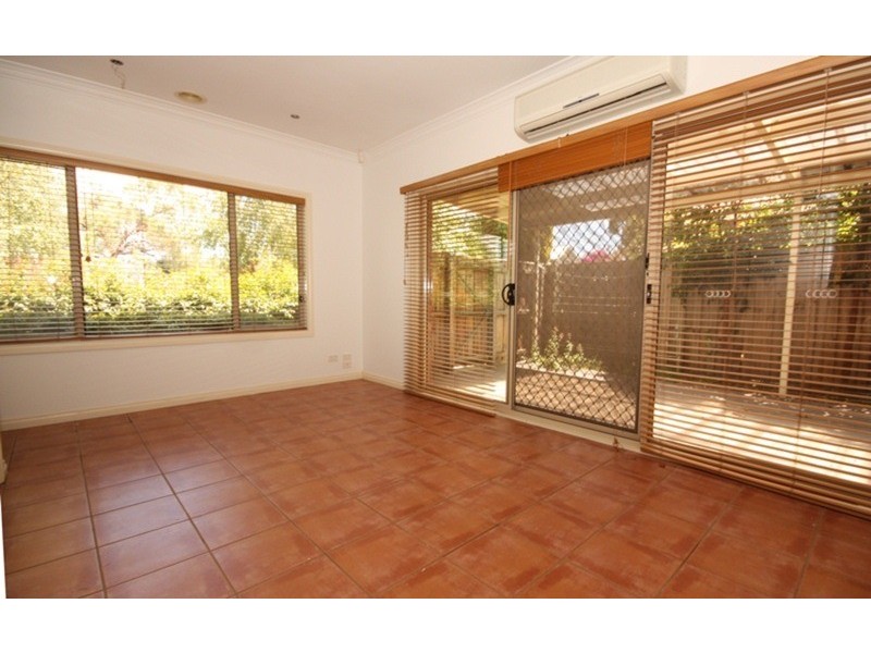 1/20 Isla Avenue, Glenroy VIC 3046