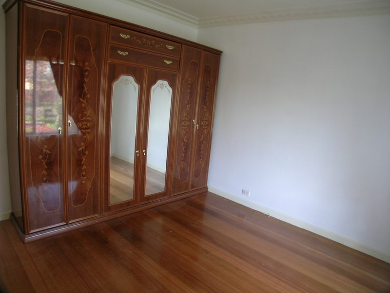 1/8 Wheatsheaf Road, Glenroy VIC 3046