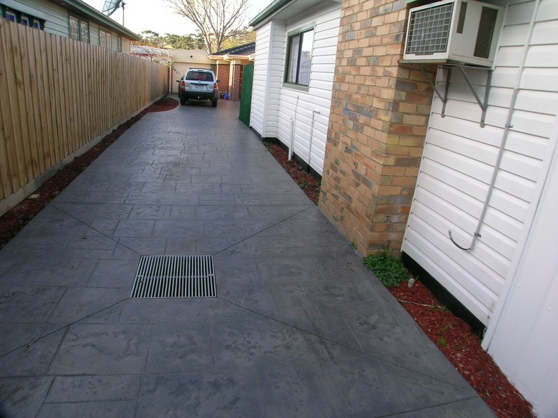 1/8 Wheatsheaf Road, Glenroy VIC 3046