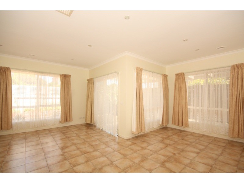 4/180 Glenroy Road, Glenroy VIC 3046