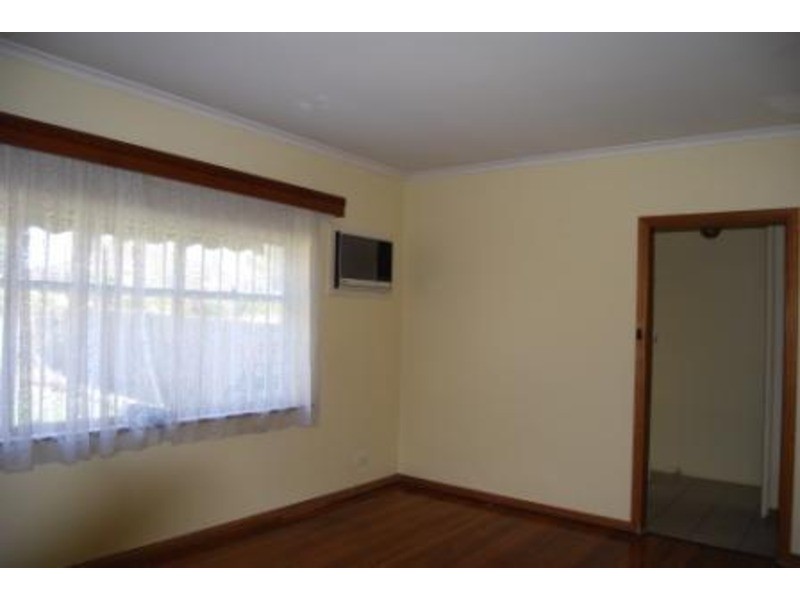 4 Kenneth Street, Preston VIC 3072