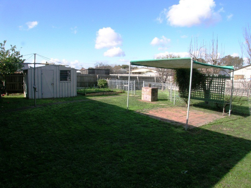 17 Lynch Road, Fawkner VIC 3060