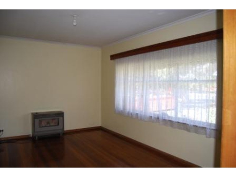 4 Kenneth Street, Preston VIC 3072