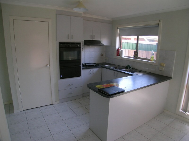2/18 Meredith Street, Broadmeadows VIC 3047