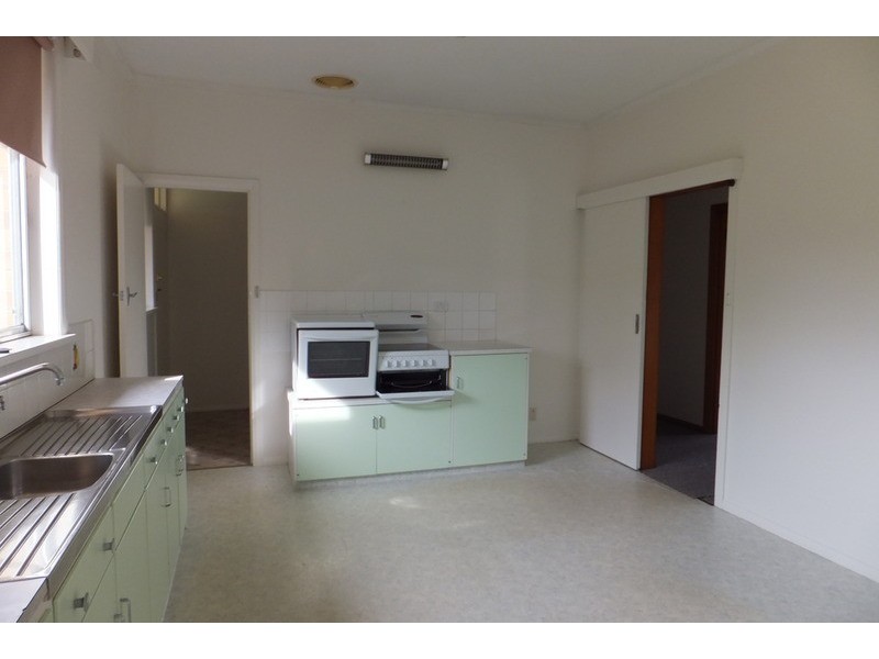 76 Wheatsheaf Road, Glenroy VIC 3046