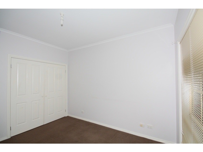 2/10 Ernest  Street, Broadmeadows VIC 3047