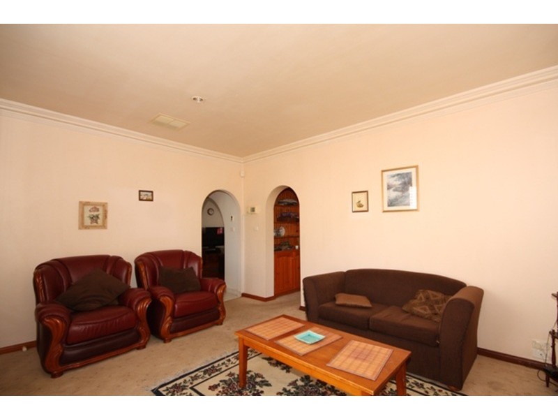 76 Bindi Street, Glenroy VIC 3046