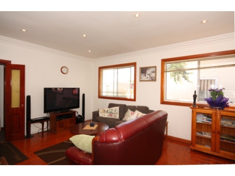 76 Bindi Street, Glenroy VIC 3046