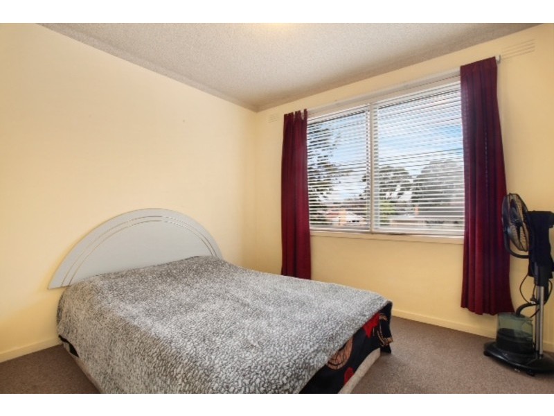 3/2-4 Chapman Avenue, Glenroy VIC 3046