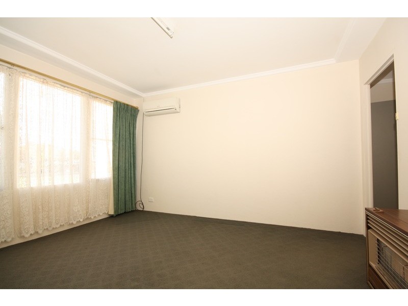 7 Moe Court, Dallas VIC 3047