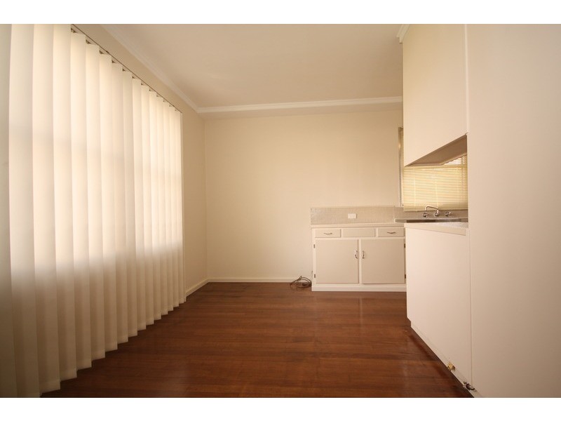 7 Moe Court, Dallas VIC 3047