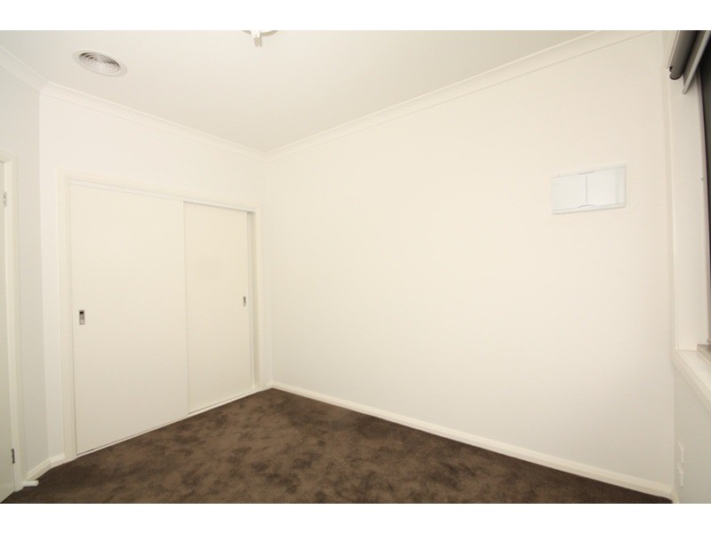 2/885-887 Pascoe Vale Road, Glenroy VIC 3046