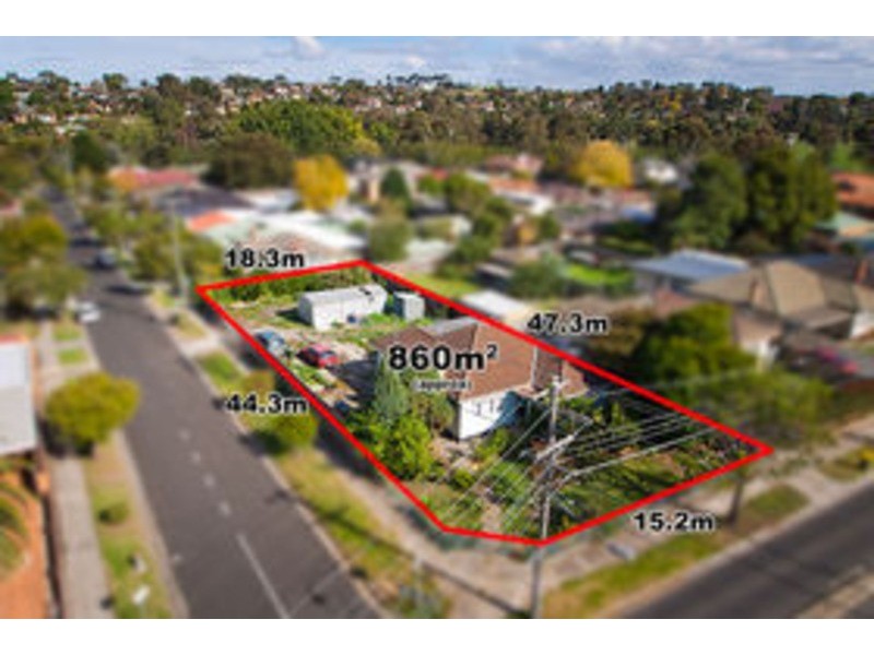 49 Winifred  Street, Oak Park VIC 3046