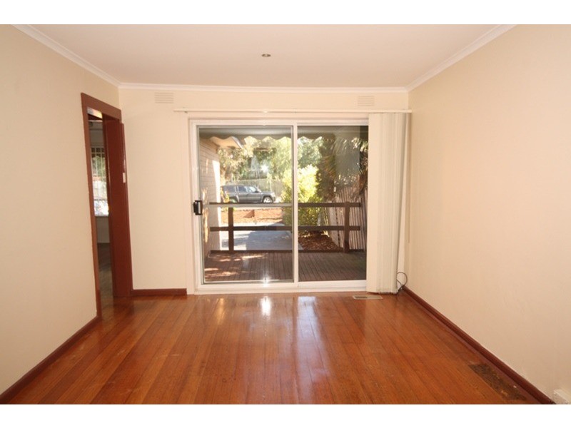 16 Hartington Street, Glenroy VIC 3046