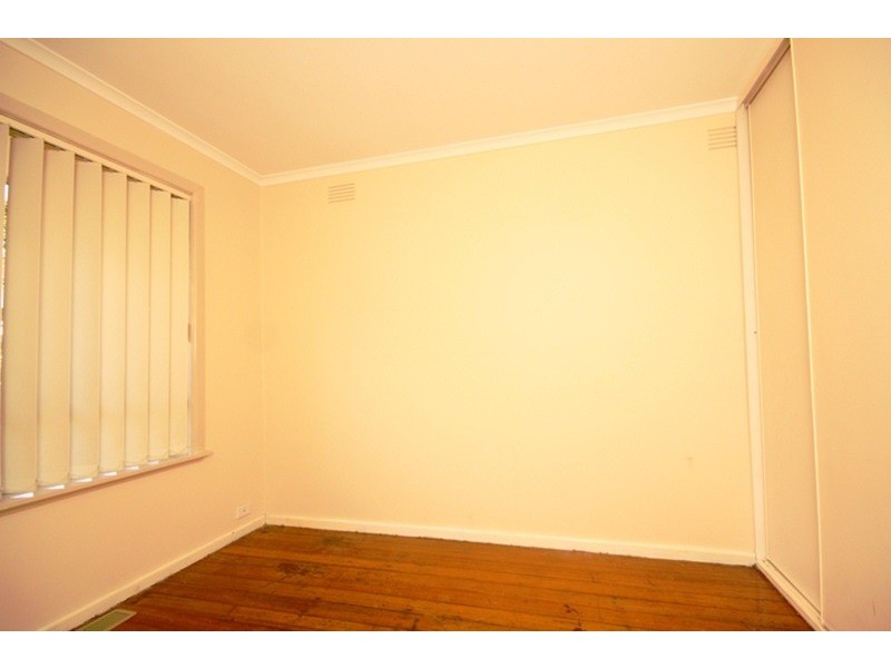 16 Hartington Street, Glenroy VIC 3046