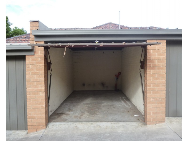2/10 Prospect Street, Glenroy VIC 3046