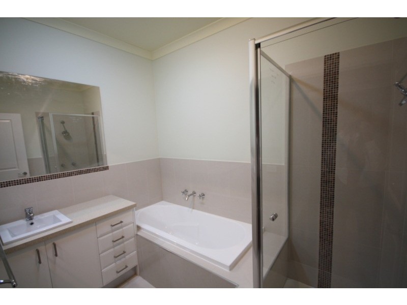 3/74 Chapman Avenue, Glenroy VIC 3046