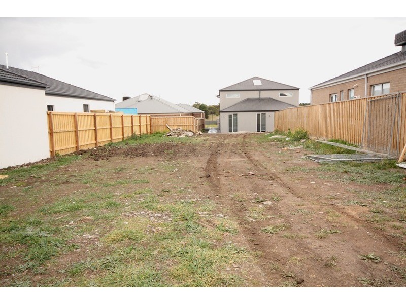 10 Bologna  Crescent, Greenvale VIC 3059