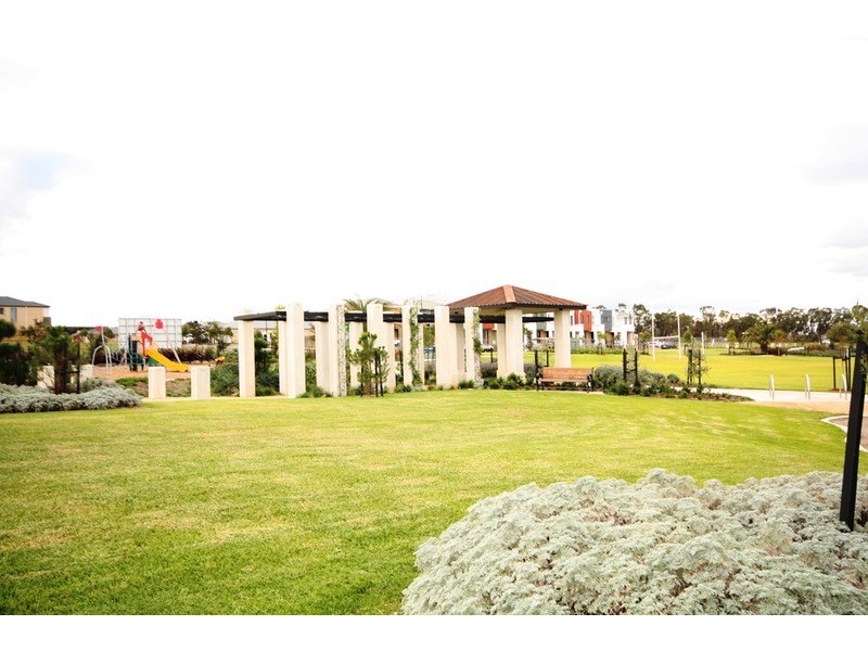 10 Bologna  Crescent, Greenvale VIC 3059