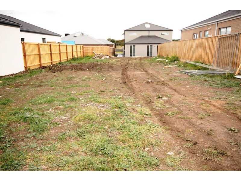 10 Bologna  Crescent, Greenvale VIC 3059