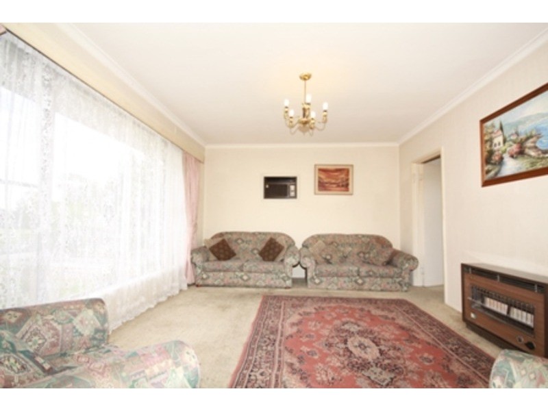 31 Bushfield Crescent, Coolaroo VIC 3048