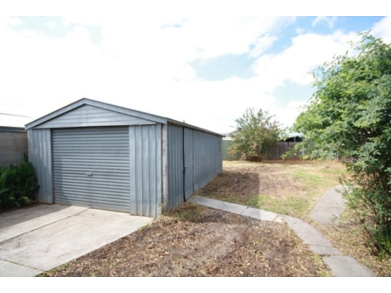 31 Bushfield Crescent, Coolaroo VIC 3048