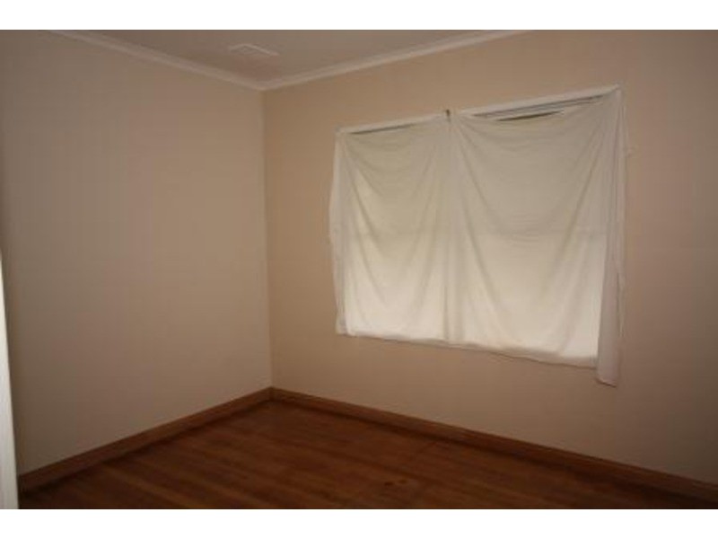 64 Sunset Boulevard, Jacana VIC 3047