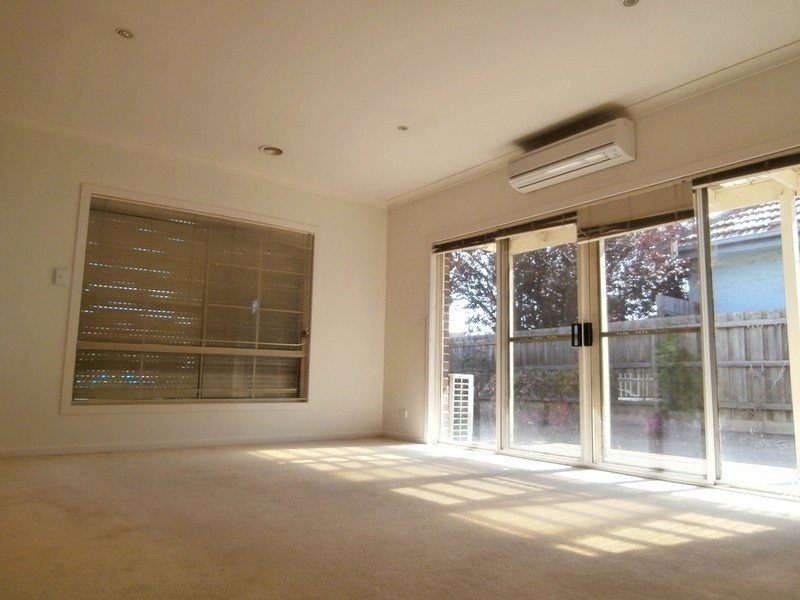 1/180 Glenroy Road, Glenroy VIC 3046