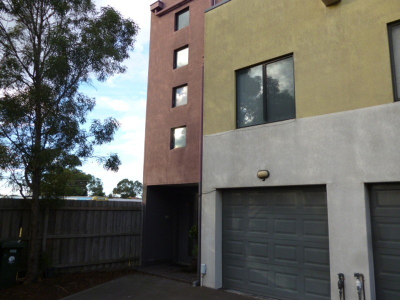 1/900 Pascoe Vale Road, Glenroy VIC 3046