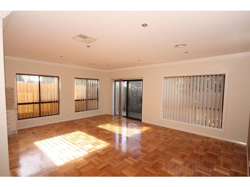 2/79 Bridgewater Road, Craigieburn VIC 3064