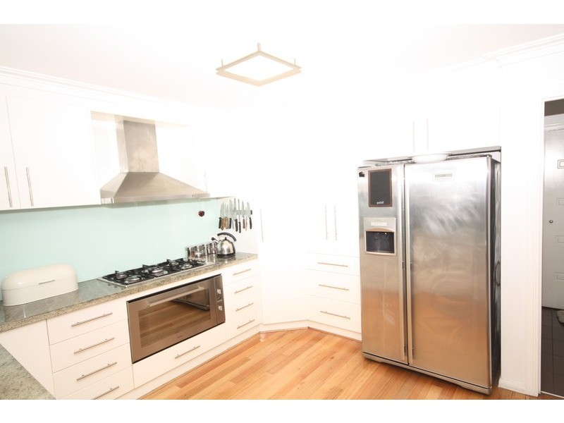 534 pascoe vale rd, Pascoe Vale VIC 3044