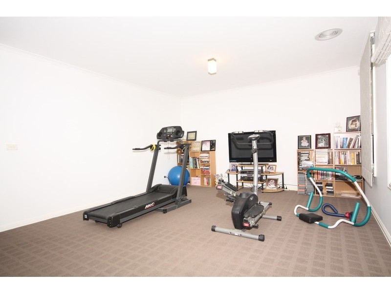 534 pascoe vale rd, Pascoe Vale VIC 3044