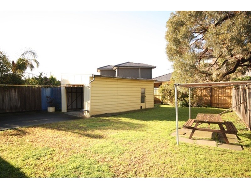 108 Sunset Boulevard, Jacana VIC 3047