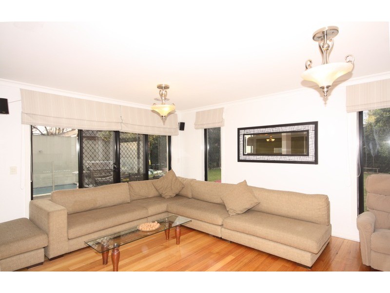 534 pascoe vale rd, Pascoe Vale VIC 3044