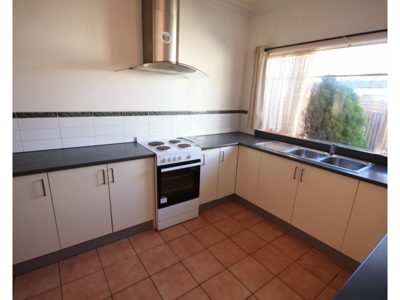 63 Wheatsheaf Road, Glenroy VIC 3046