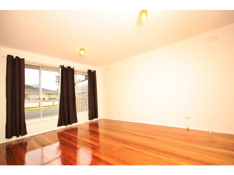 1 Leeds  Place, Campbellfield VIC 3061