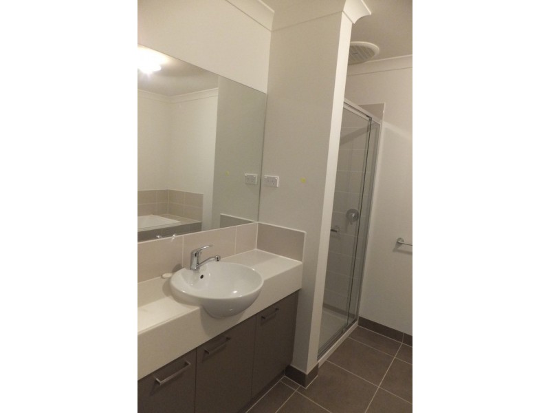 65 Venezia Promenade, Greenvale VIC 3059