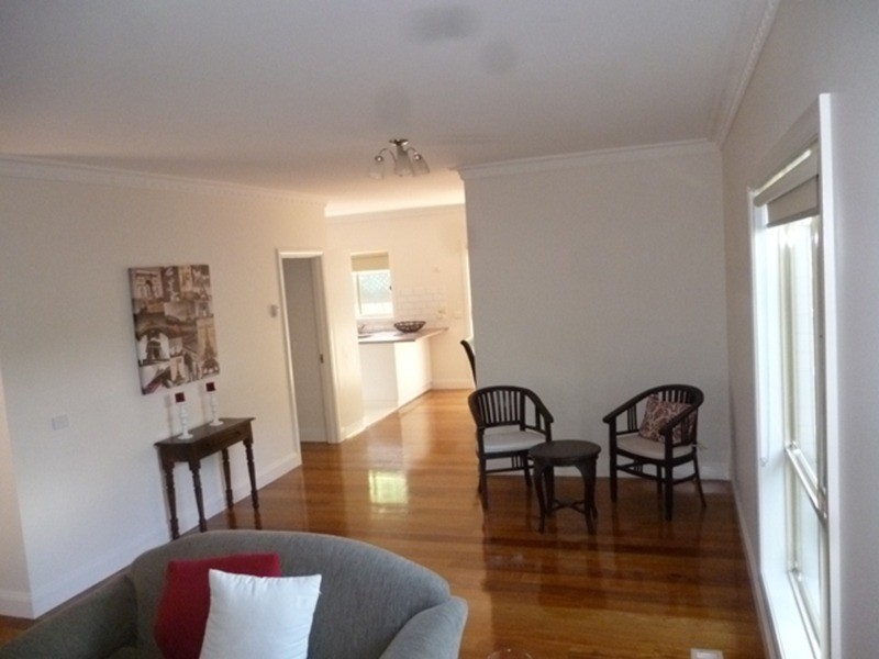 2/76 Langton  Street, Glenroy VIC 3046
